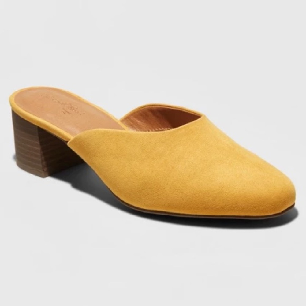 Universal Thread Mustard Mules